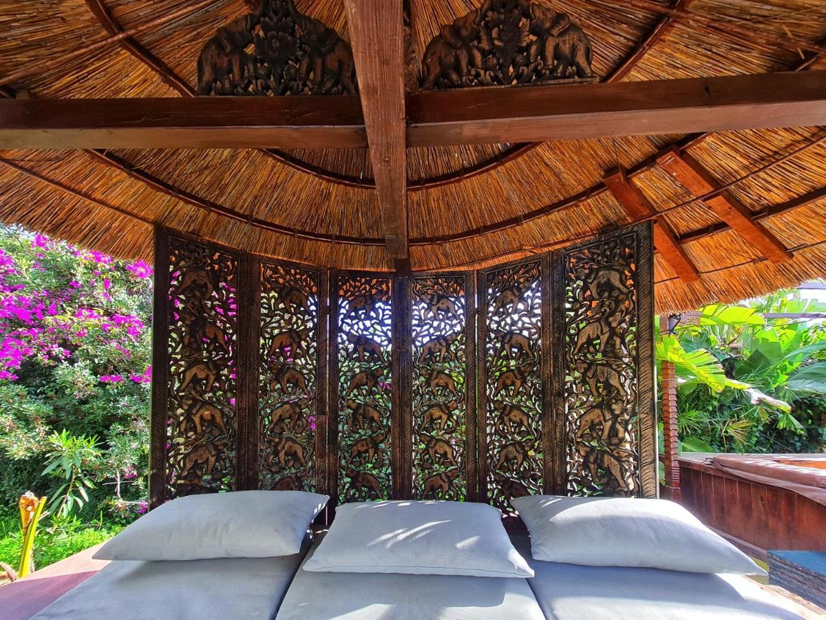 Villa Paraiso - Naturism Optional Adults Only Porches  Luaran gambar