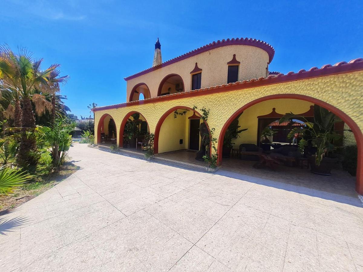 Villa Paraiso - Naturism Optional Adults Only Porches  Luaran gambar
