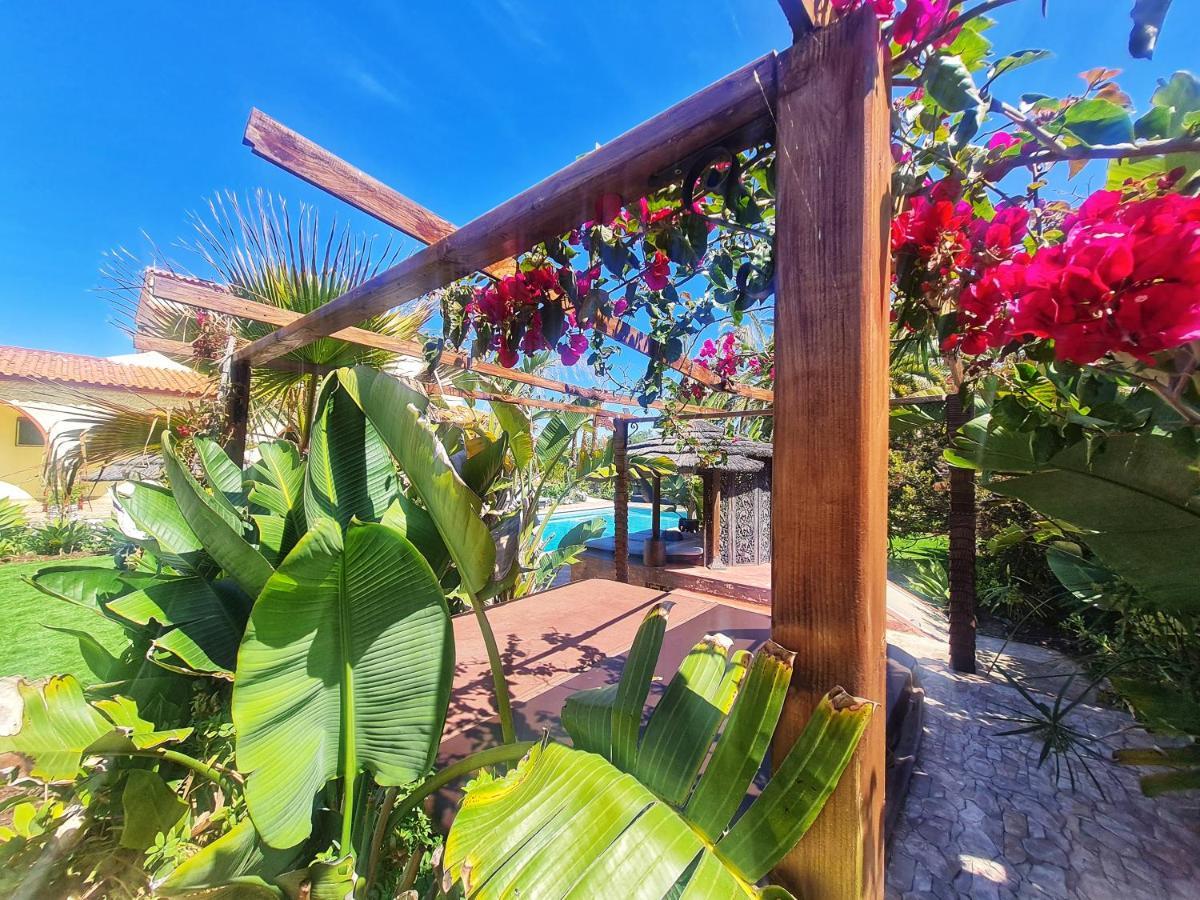 Villa Paraiso - Naturism Optional Adults Only Porches  Luaran gambar
