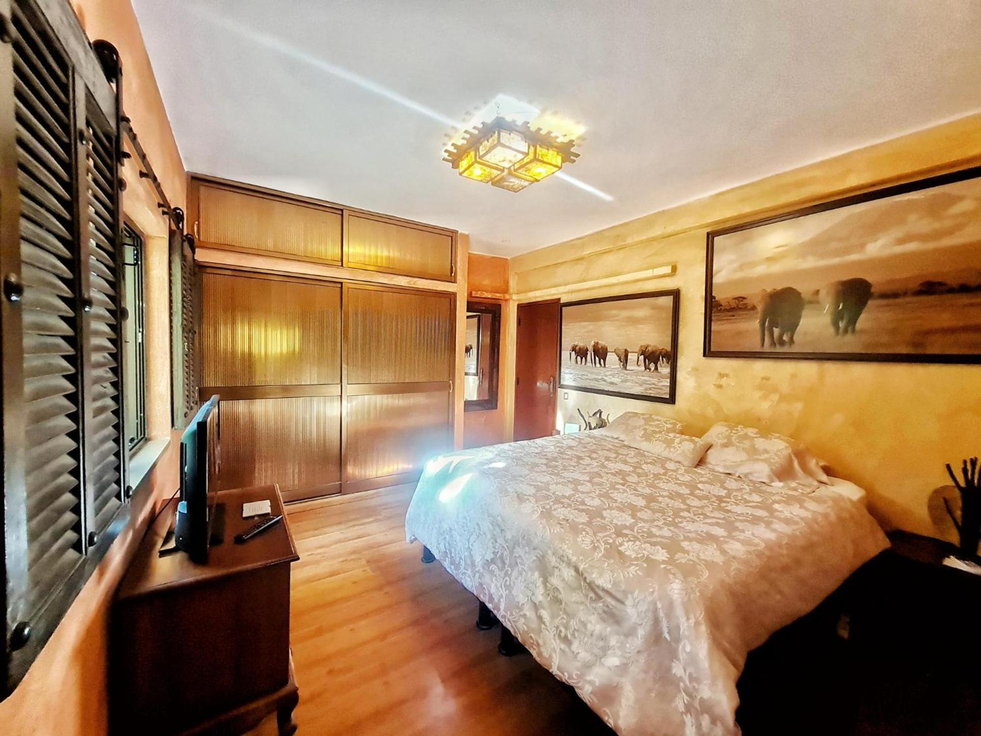 Villa Paraiso - Naturism Optional Adults Only Porches  Bilik gambar