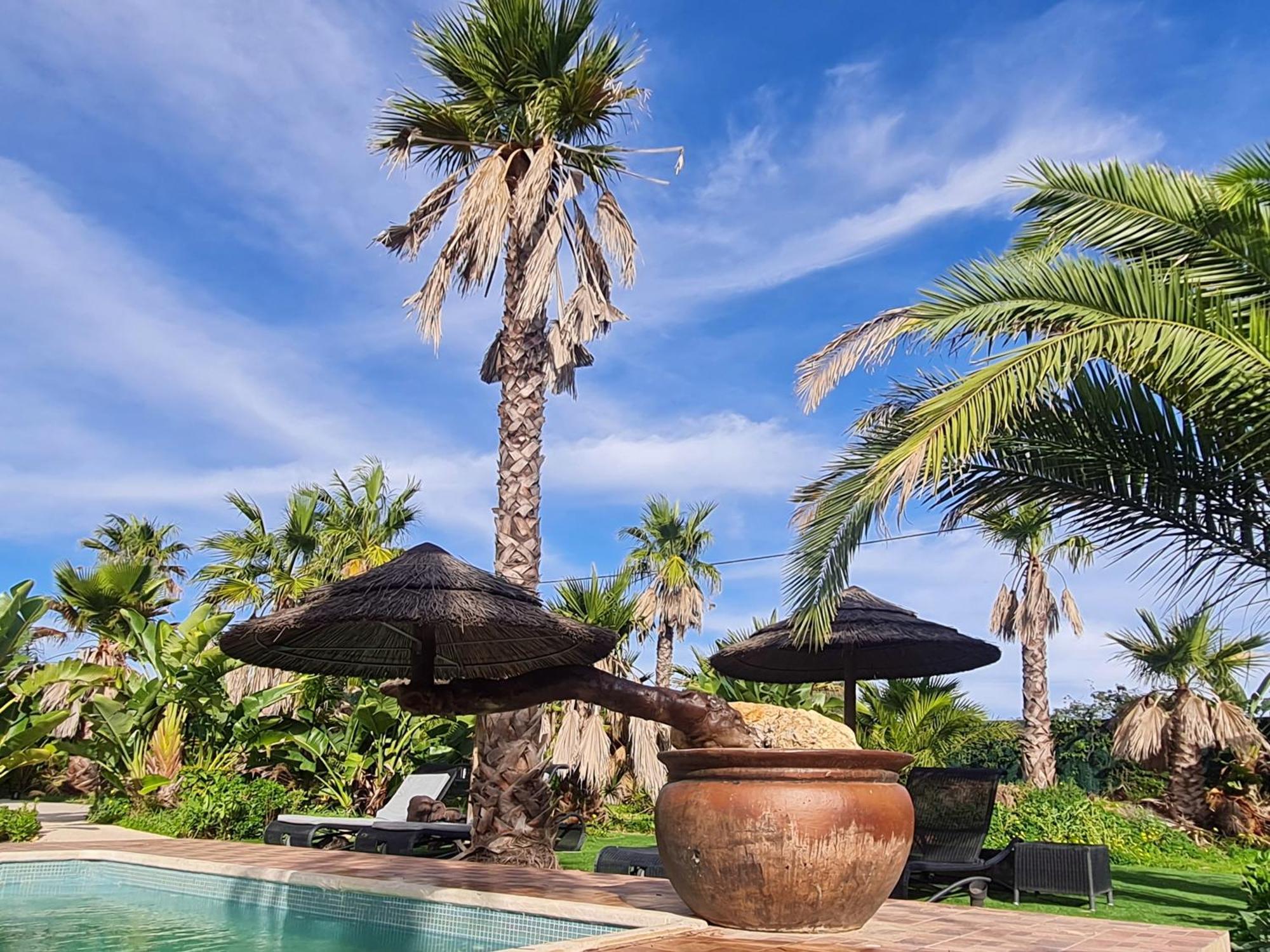 Villa Paraiso - Naturism Optional Adults Only Porches  Luaran gambar